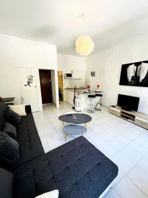So'Conciergerie -Studio Situe Dans Le Centre Ville Cassis Bagian luar foto